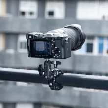 Ulanzi R094 KAMERA SZUPER-BILINCS RÖGZÍTŐ - többfunkciós satu - 1/4" 3/8" (UL-2638)