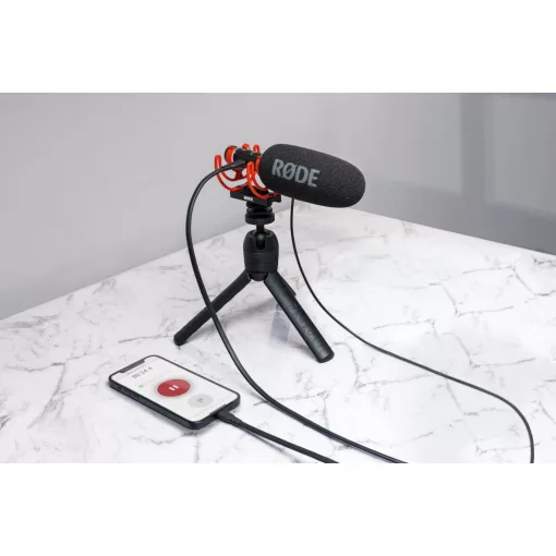 RODE SC19-R  USB-C - Lightning átalakító kábel, 1.5m, piros